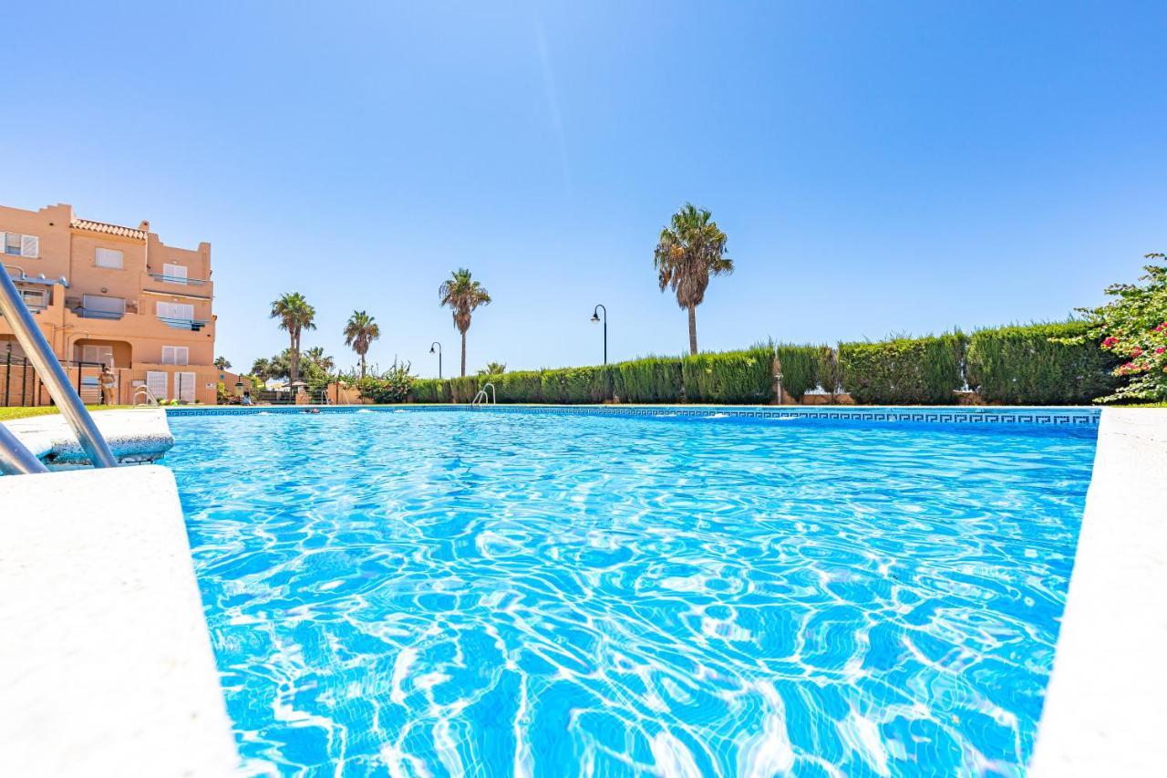 Beachfront, Pool, Terrace, Garage & Fibre Internet Tarifa Buitenkant foto